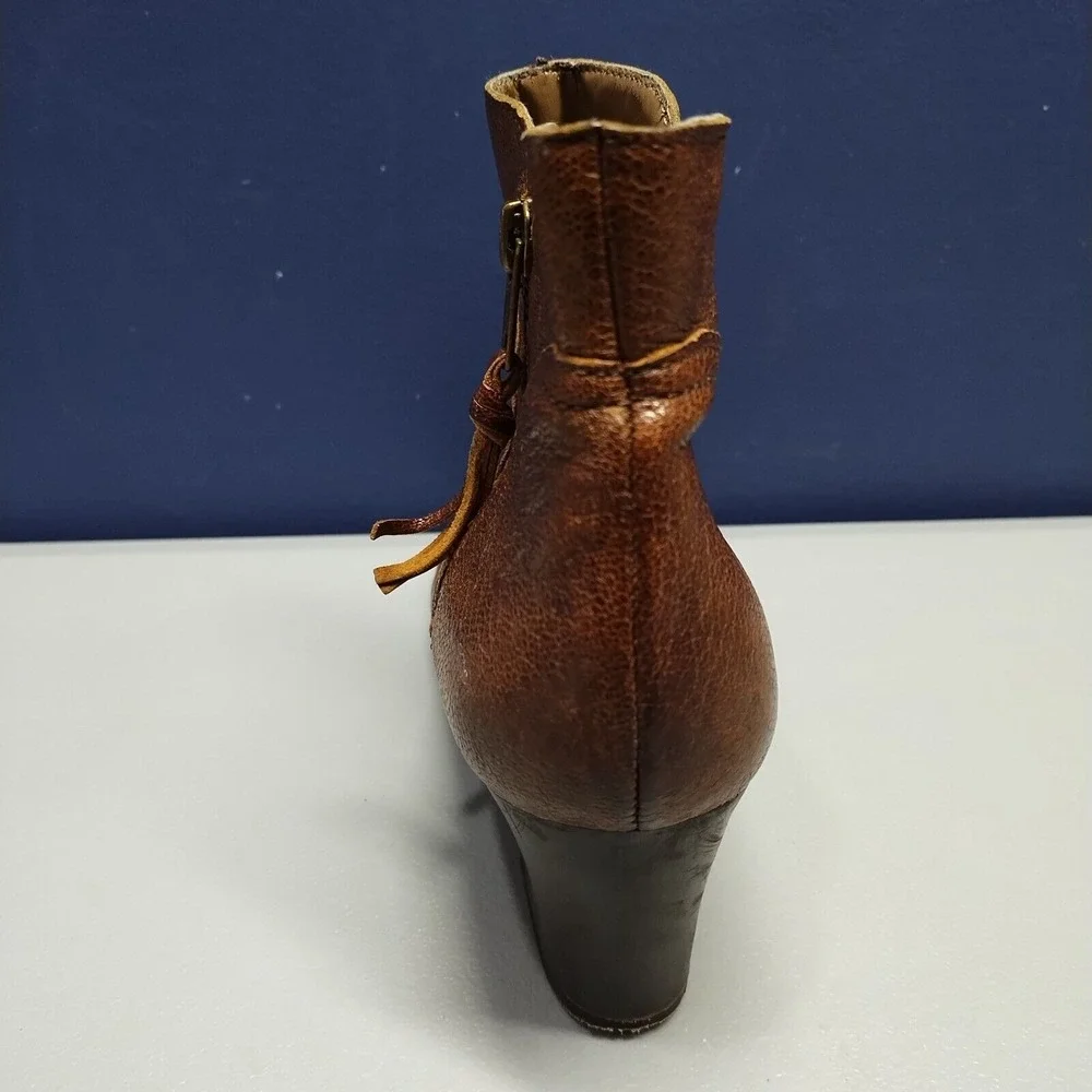Acrobatic Ankle Boots Womens Sz‎ 7M Brown Leather Round Toe Block Heels Side Zip